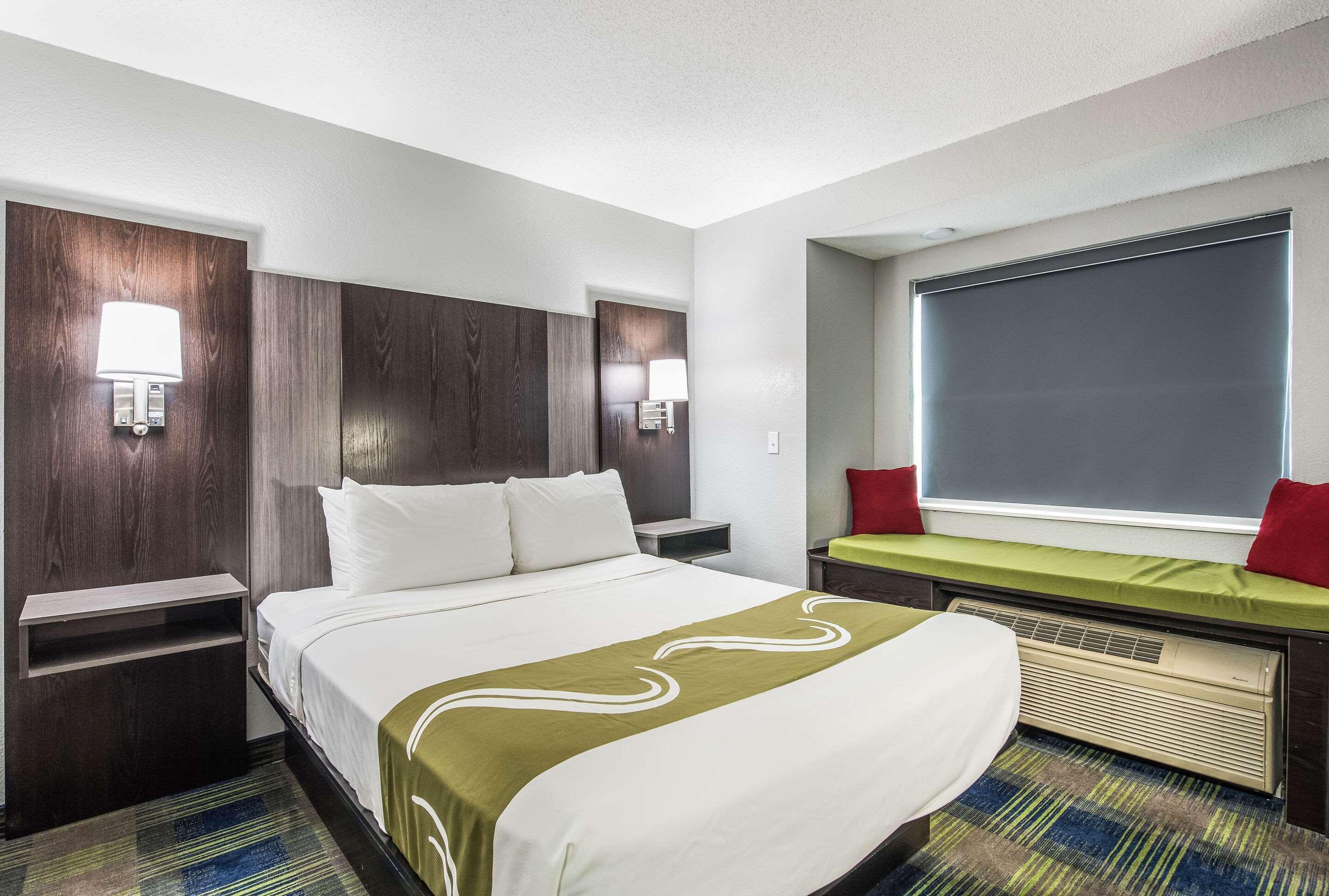 Quality Inn Owatonna Near Medical Center エクステリア 写真