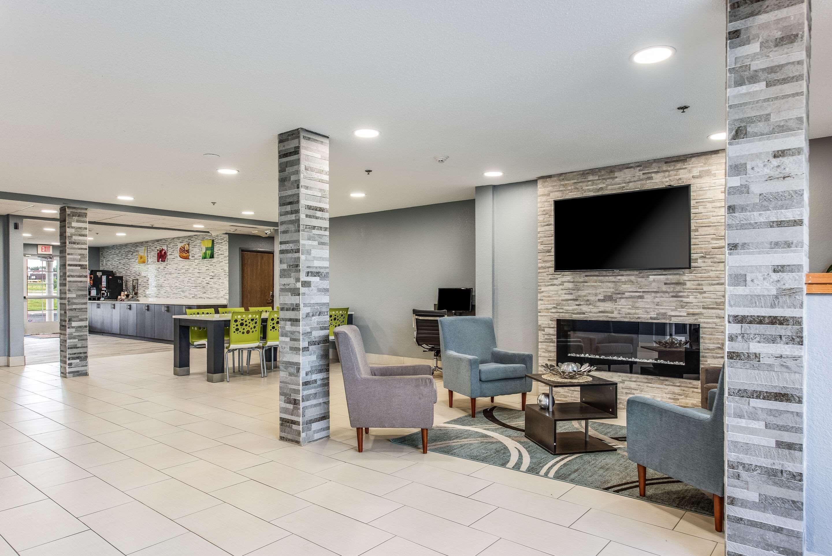 Quality Inn Owatonna Near Medical Center エクステリア 写真