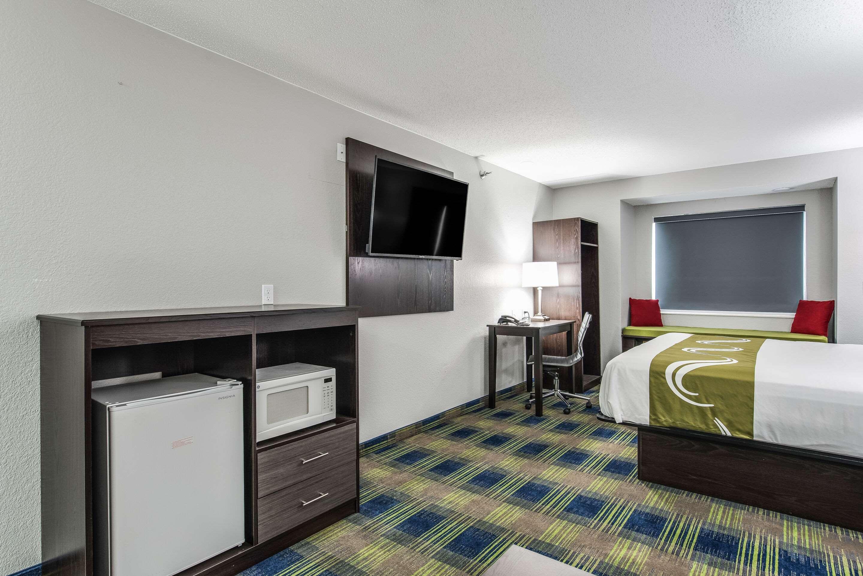 Quality Inn Owatonna Near Medical Center エクステリア 写真