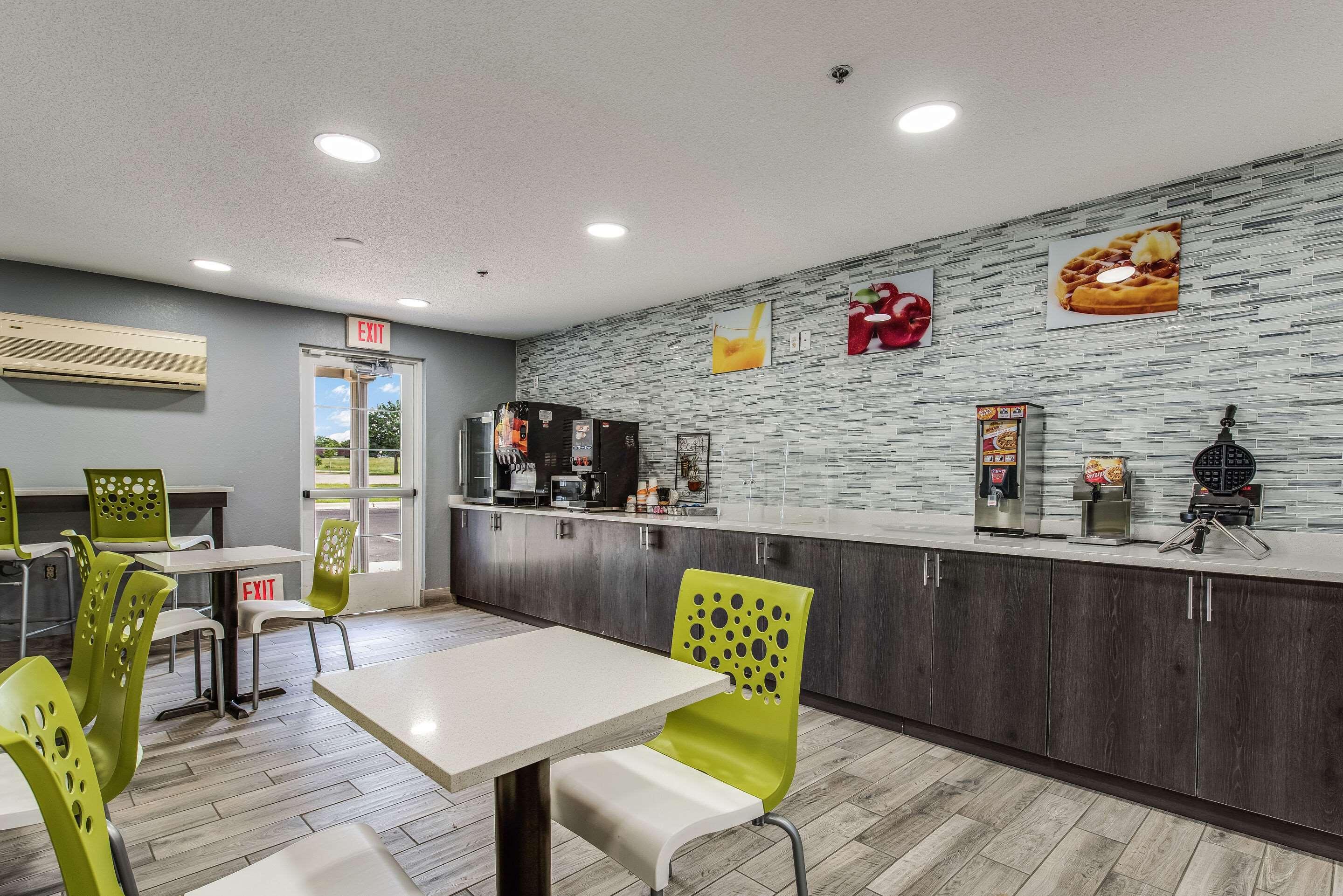 Quality Inn Owatonna Near Medical Center エクステリア 写真